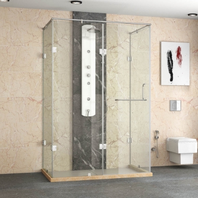 Immagine di U Shaped Shower Enclosure